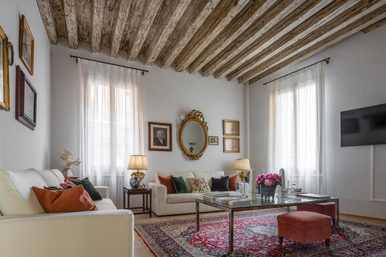 Miracoli Apartment With View On The Canal R&R ヴェネツィア エクステリア 写真