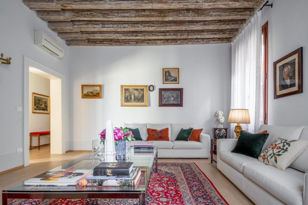 Miracoli Apartment With View On The Canal R&R ヴェネツィア エクステリア 写真