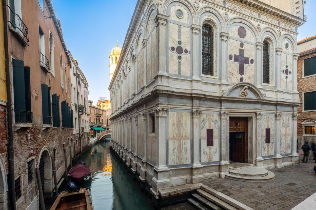 Miracoli Apartment With View On The Canal R&R ヴェネツィア エクステリア 写真