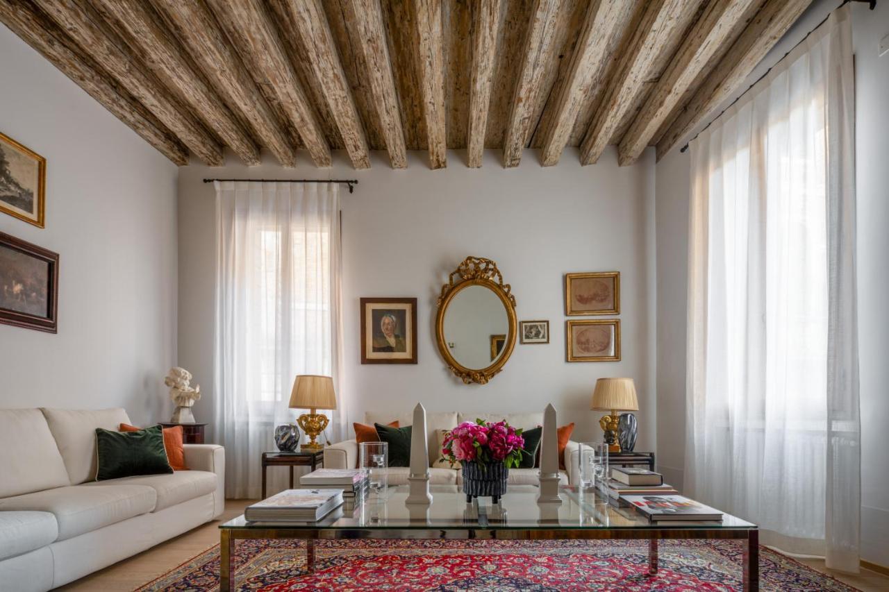 Miracoli Apartment With View On The Canal R&R ヴェネツィア エクステリア 写真