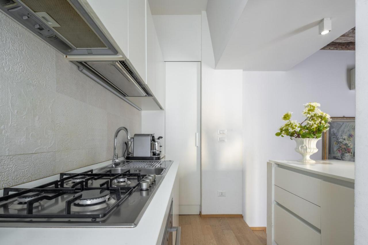 Miracoli Apartment With View On The Canal R&R ヴェネツィア エクステリア 写真